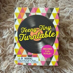 Teeny-Tiny Turntable Mini Record Player - Pink/Yellow Geometric